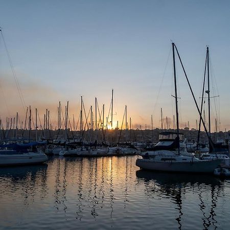 Bay Club Hotel And Marina San Diego Exterior photo